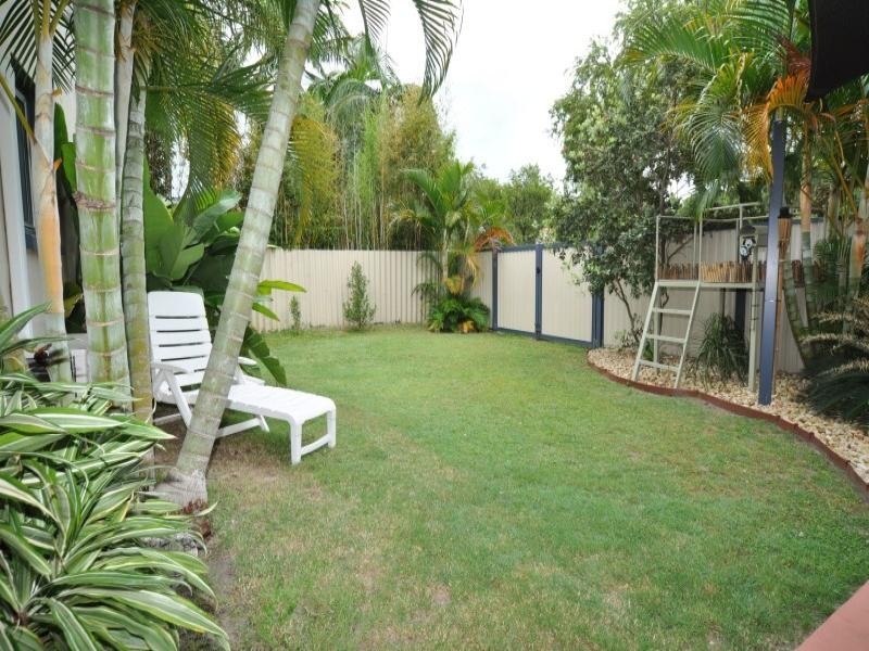 40 Bruce Avenue, Paradise Point QLD 4216