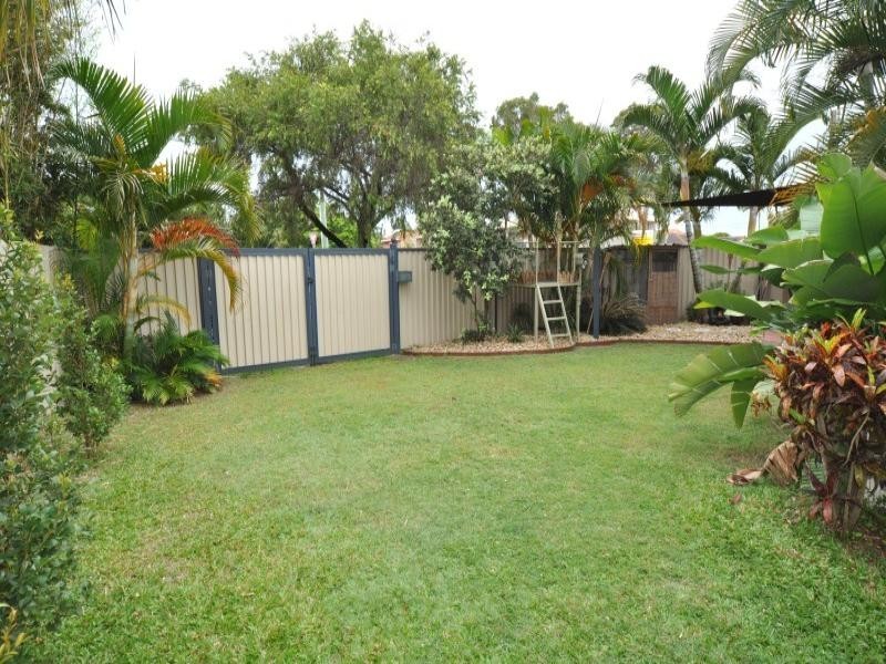 40 Bruce Avenue, Paradise Point QLD 4216
