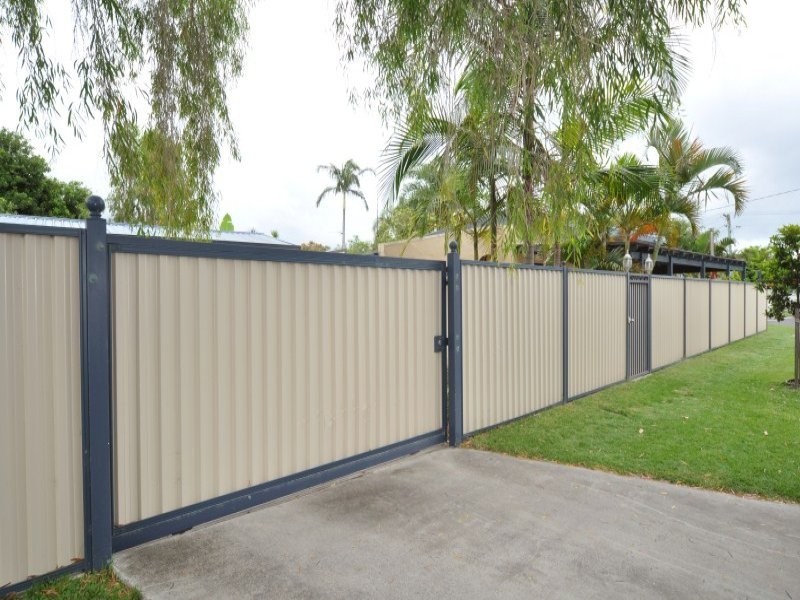 40 Bruce Avenue, Paradise Point QLD 4216