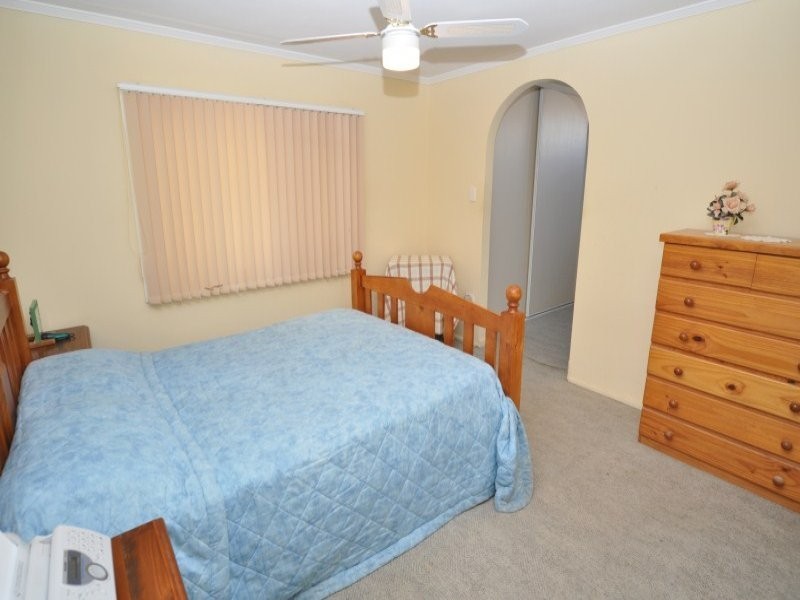34 Abalone Avenue, Paradise Point QLD 4216