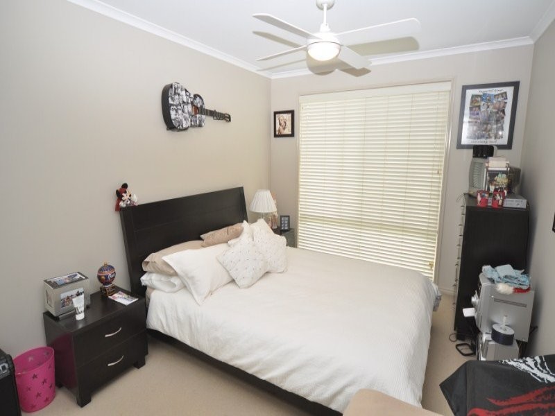 6 Kikori Crescent, Runaway Bay QLD 4216