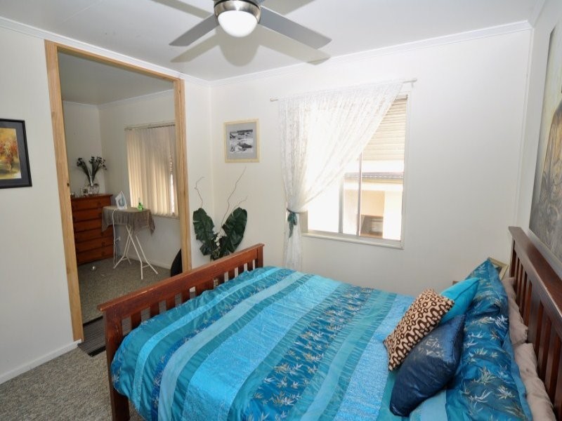 28 Muscovey Avenue, Paradise Point QLD 4216