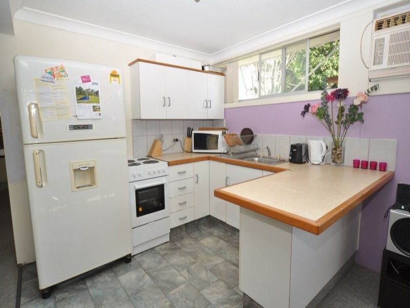 28 Muscovey Avenue, Paradise Point QLD 4216