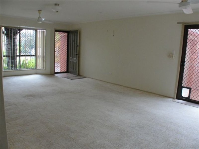 3/10 woodgate place, Paradise Point QLD 4216