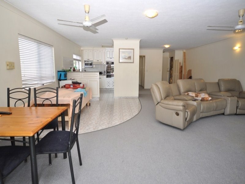 4/44 Back Street, Biggera Waters QLD 4216