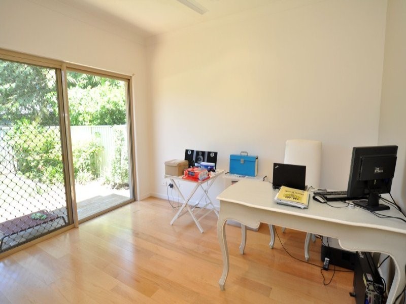 2/8 Teal Avenue, Paradise Point QLD 4216