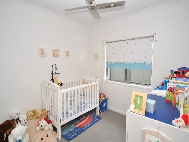 9 RHODIUM CRESCENT, Hope Island QLD 4212