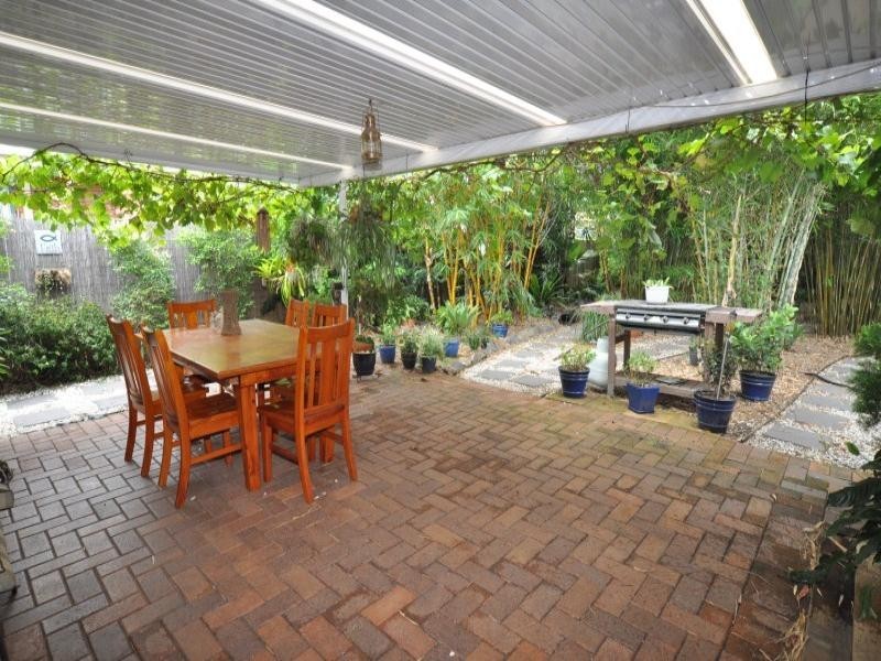6 Sundown Drive, Paradise Point QLD 4216
