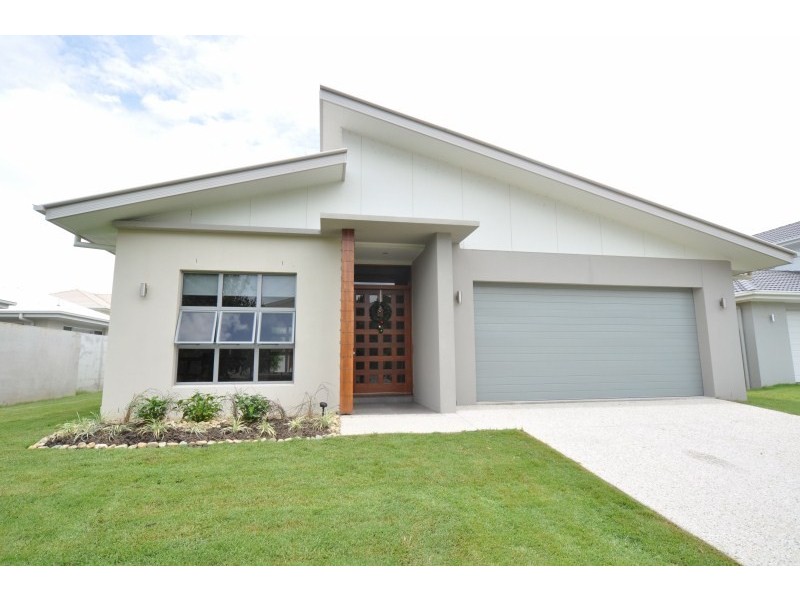 9 Rhodium Crescent, Hope Island QLD 4212