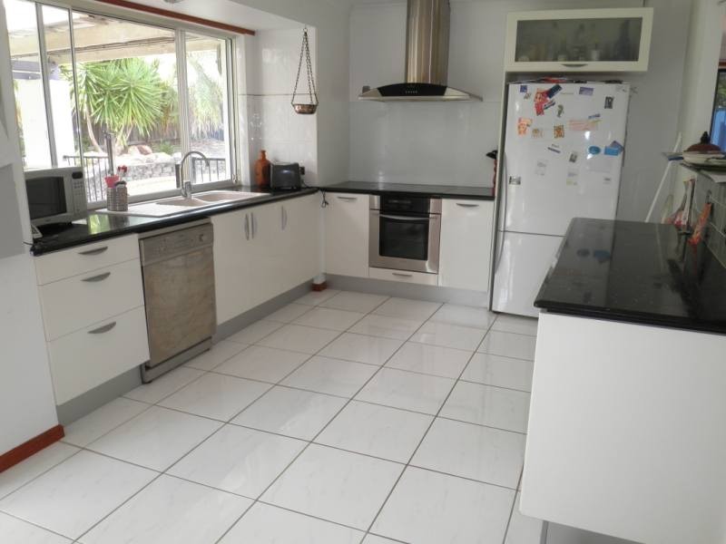 1 Loxton Court, Helensvale QLD 4212