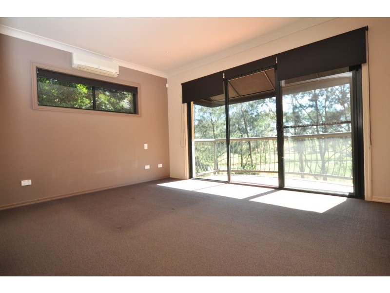 39 Ballybunyon Crescent, Hope Island QLD 4212