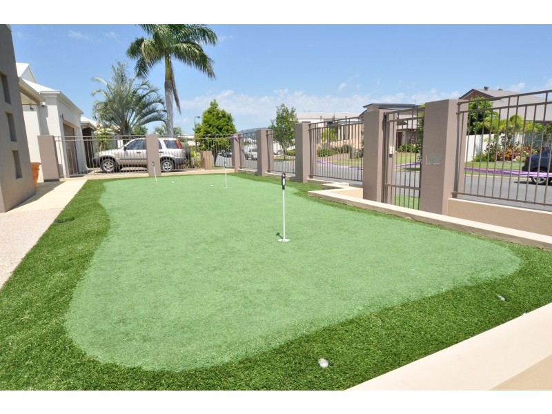 22 Southaven Drive, Helensvale QLD 4212