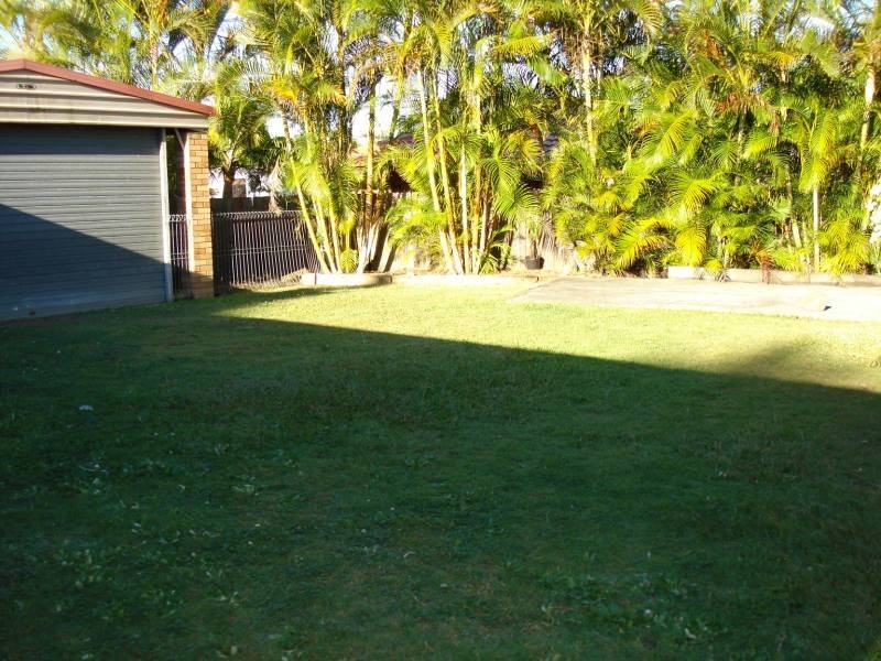 19 Chiffley Place, Arundel QLD 4214