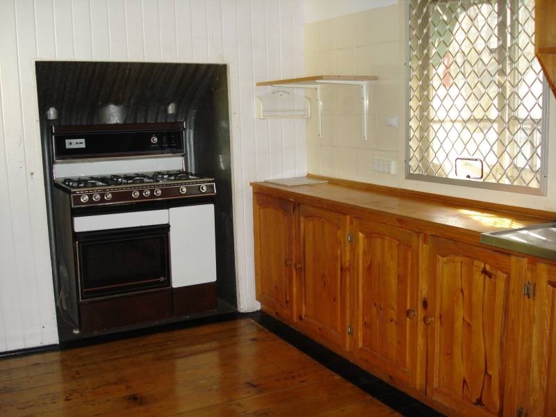 12 Norman Street, Southport QLD 4215