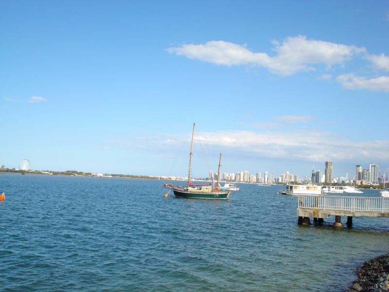 2/278 Marine Parade, Labrador QLD 4215