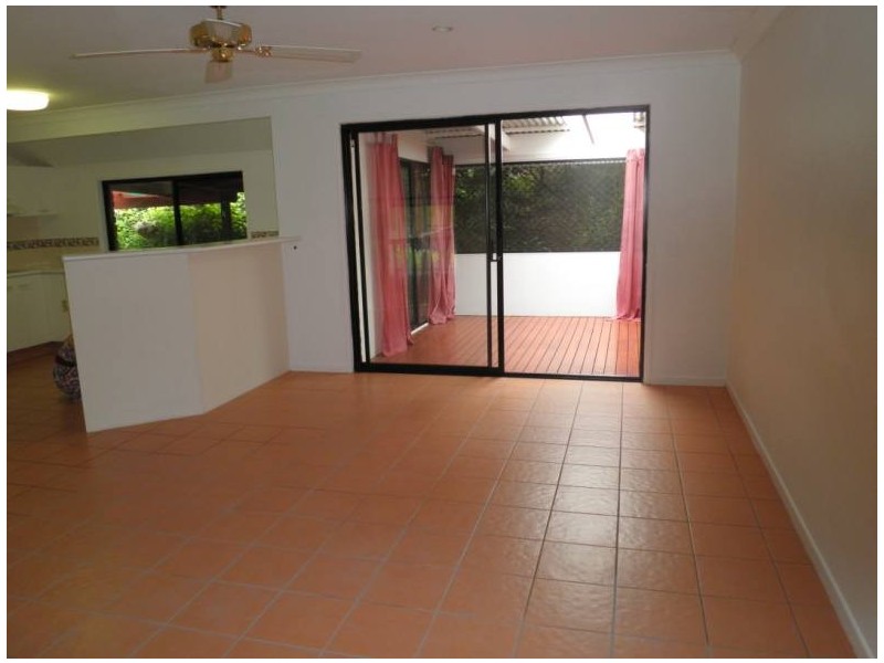 14 Avon Street, Pacific Pines QLD 4211