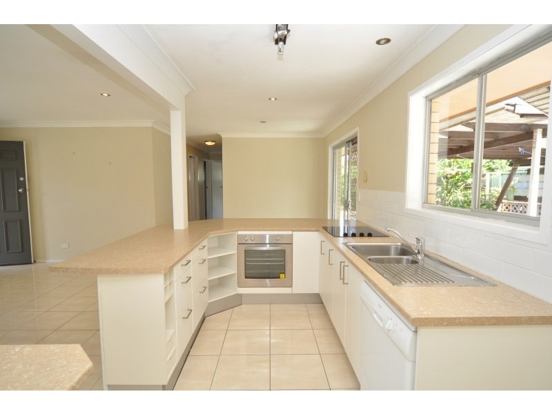 1 Mulkarra Street, Biggera Waters QLD 4216