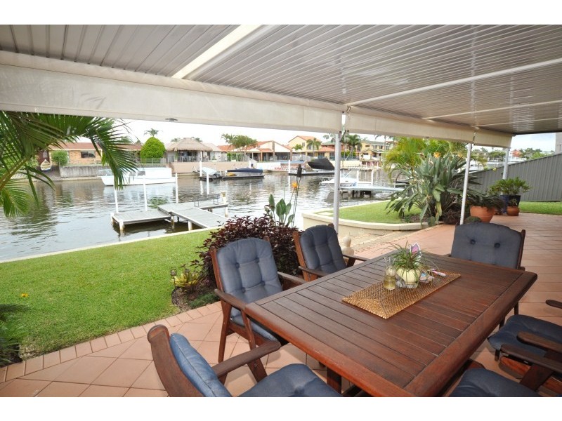 62 Oxley Drive, Paradise Point QLD 4216