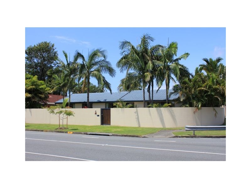 42 Columbus Drive, Hollywell QLD 4216
