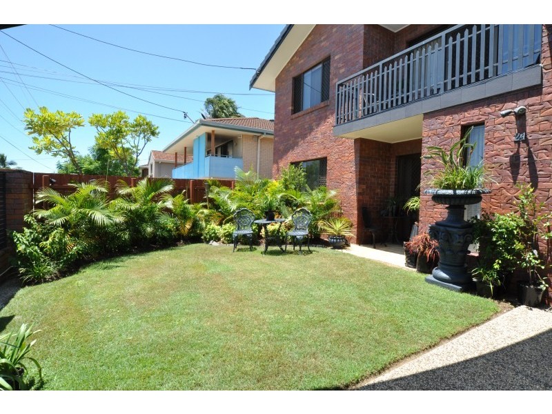 1/24 Howard Street, Runaway Bay QLD 4216