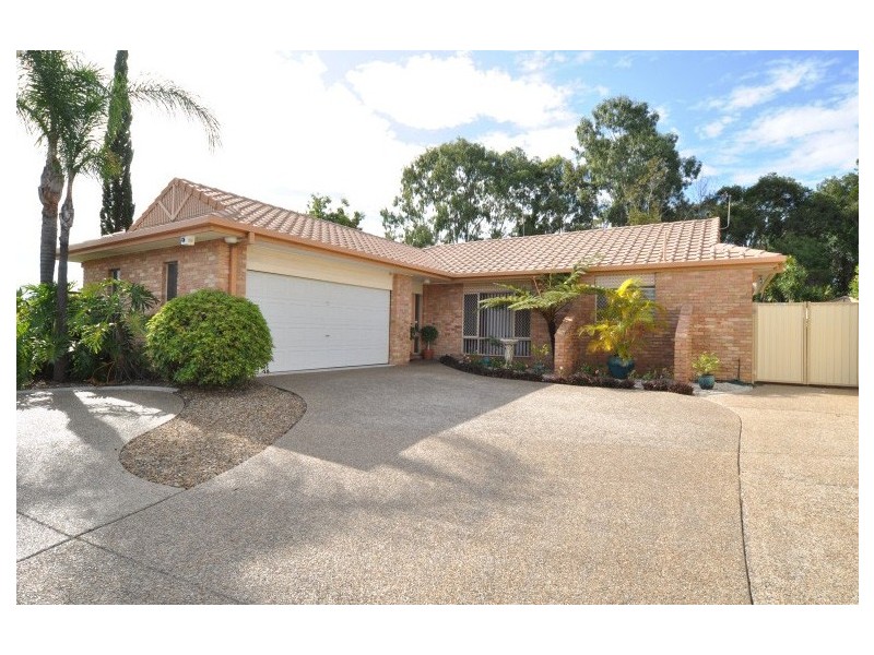 121 Lae Drive, Runaway Bay QLD 4216