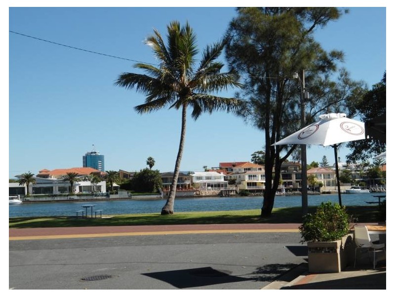 3/10 Pine Avenue, Surfers Paradise QLD 4217