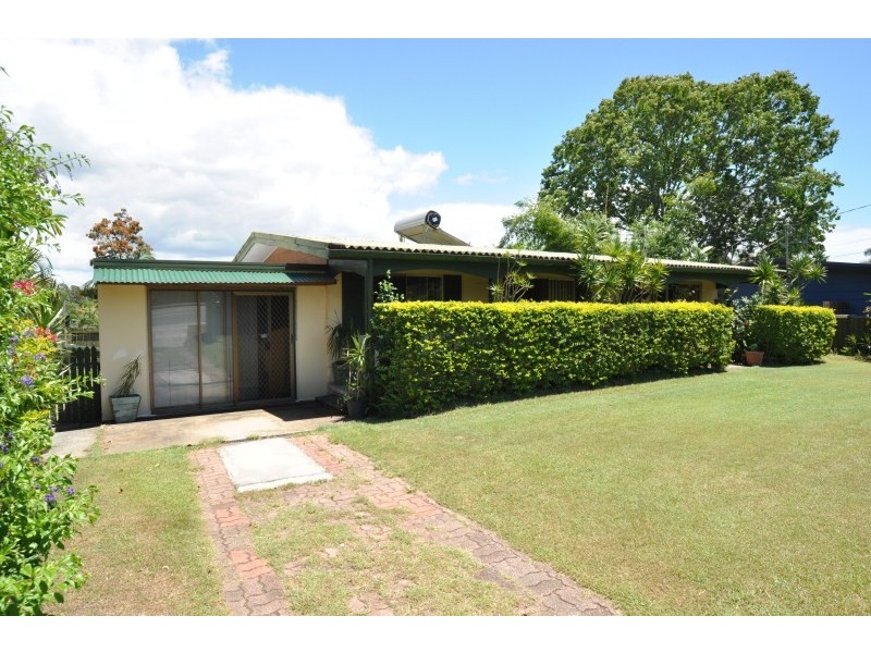 318 Oxley Drive, Coombabah QLD 4216
