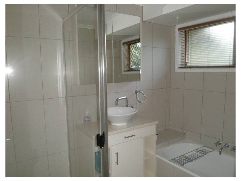 8/14 Fonda Place, Oxenford QLD 4210