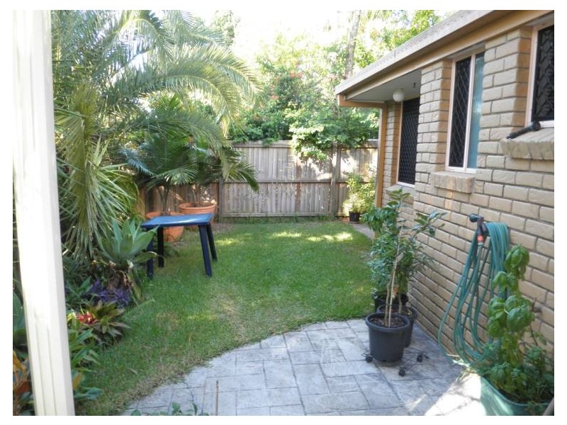 8/14 Fonda Place, Oxenford QLD 4210