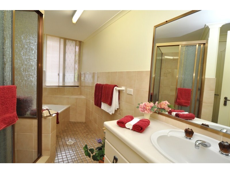 5/8 Paradise Parade, Paradise Point QLD 4216