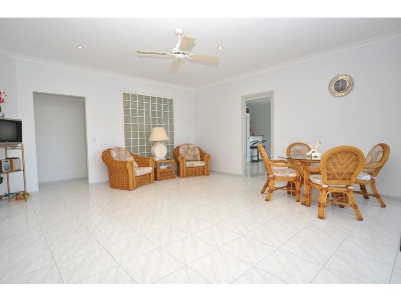 28 Sundance Way, Runaway Bay QLD 4216
