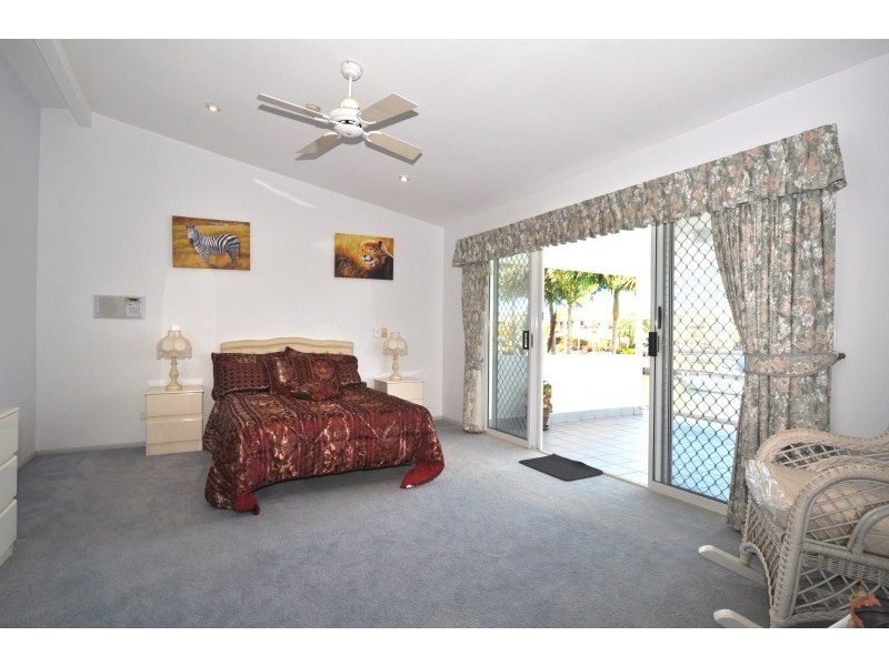 28 Sundance Way, Runaway Bay QLD 4216