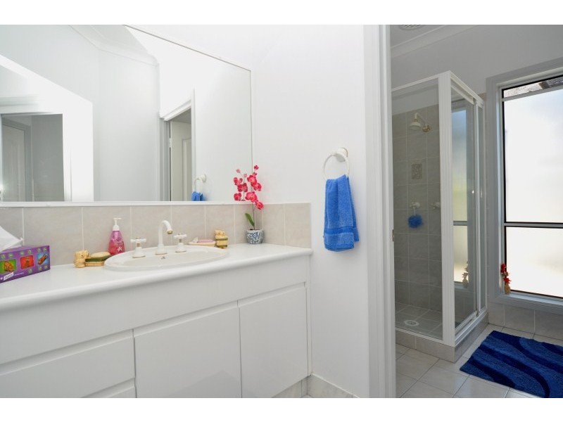 28 Sundance Way, Runaway Bay QLD 4216