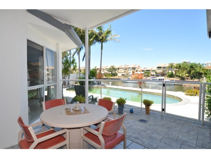 28 Sundance Way, Runaway Bay QLD 4216