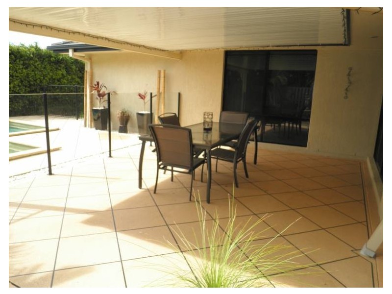 4 Broxbourne Place, Oxenford QLD 4210