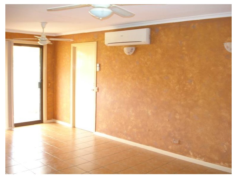 8/191 Government Road, Labrador QLD 4215