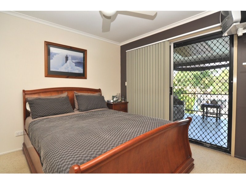 61 Jacaranda Avenue, Hollywell QLD 4216