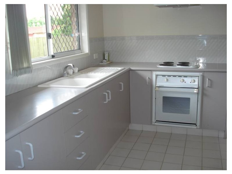 1/16 Coventry Court, Labrador QLD 4215