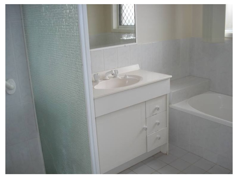 1/16 Coventry Court, Labrador QLD 4215