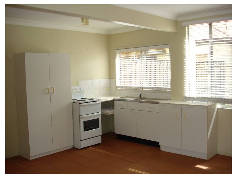 2/47 Harley Street, Labrador QLD 4215