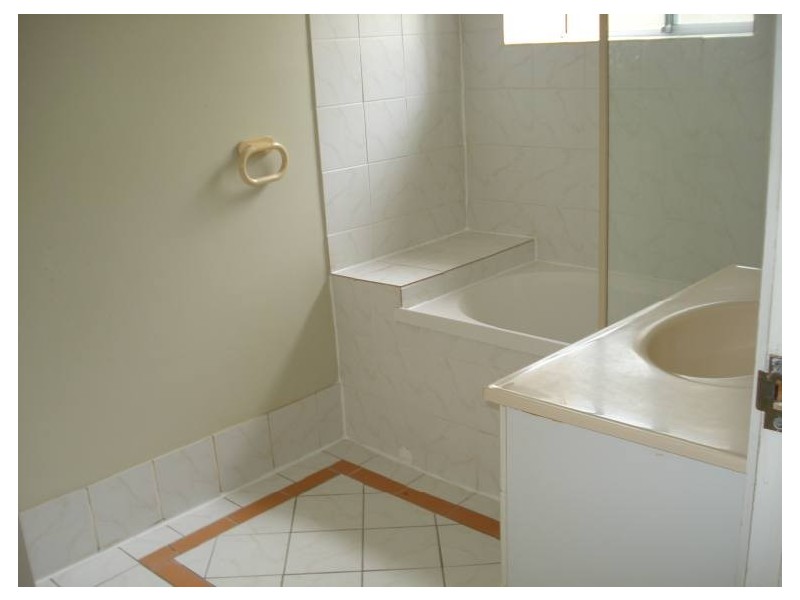 2/47 Harley Street, Labrador QLD 4215