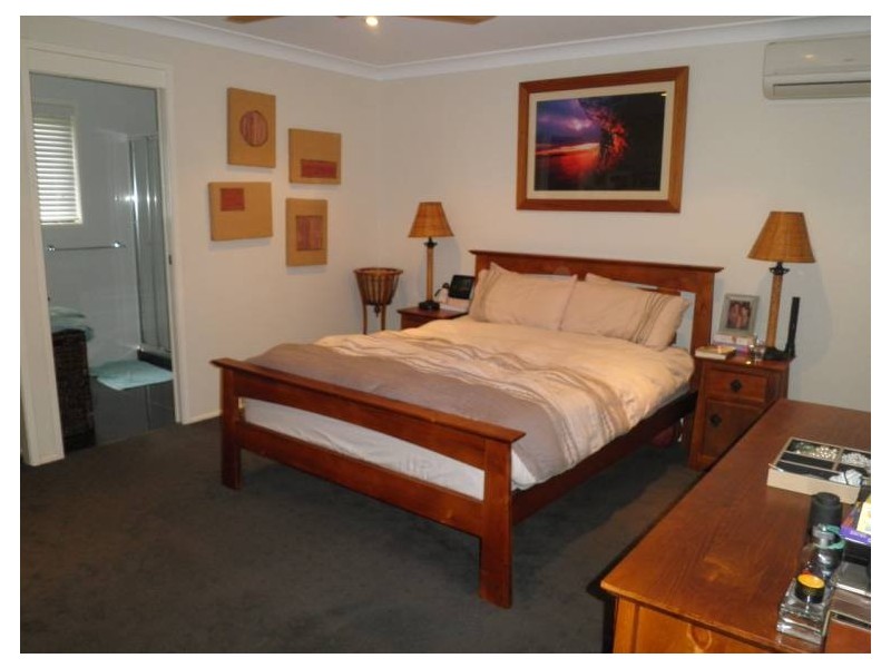 8 Nemara Street, Biggera Waters QLD 4216