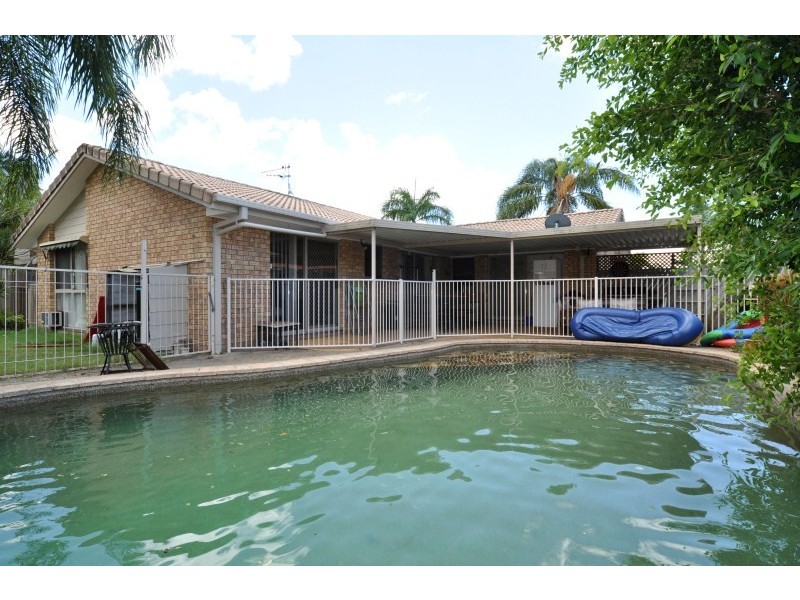 14 Waranga Way, Coombabah QLD 4216