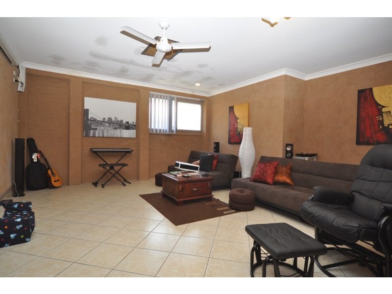 14 Waranga Way, Coombabah QLD 4216