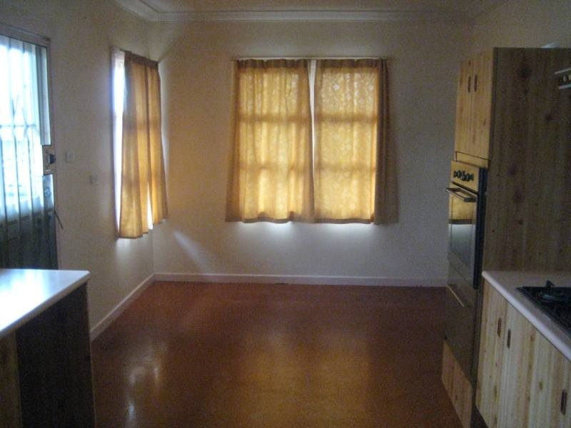 33 Wilson Street, Labrador QLD 4215