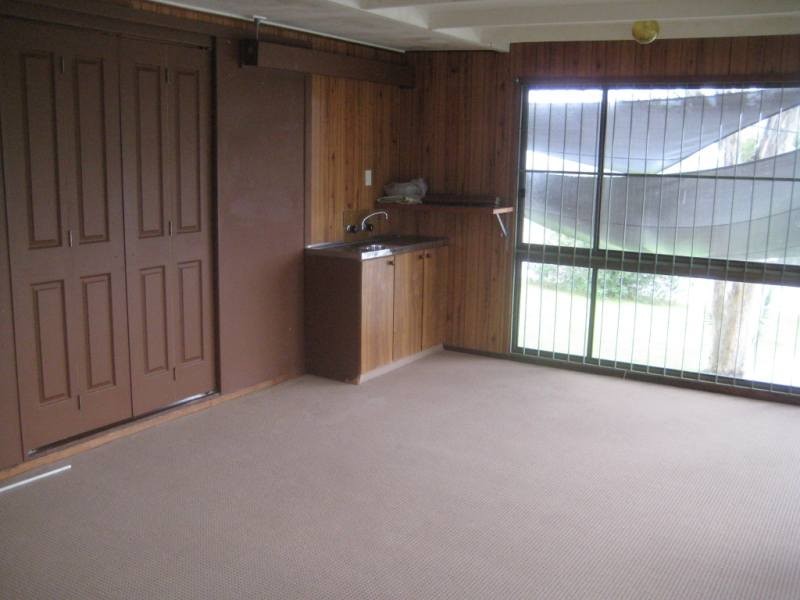 33 Wilson Street, Labrador QLD 4215