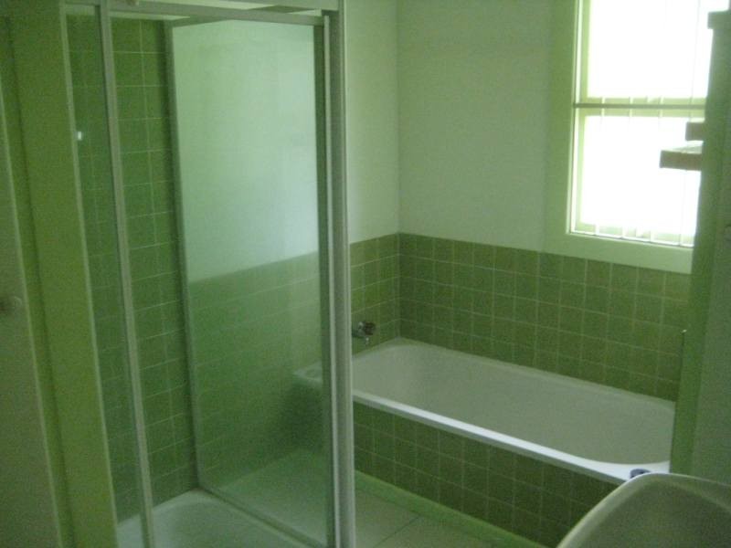 33 Wilson Street, Labrador QLD 4215