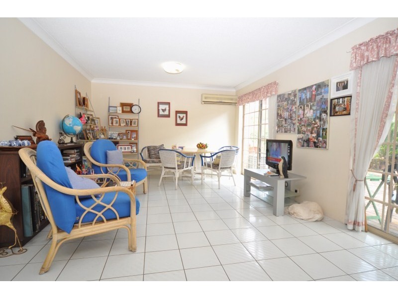 1/6 Dell Court, Coombabah QLD 4216