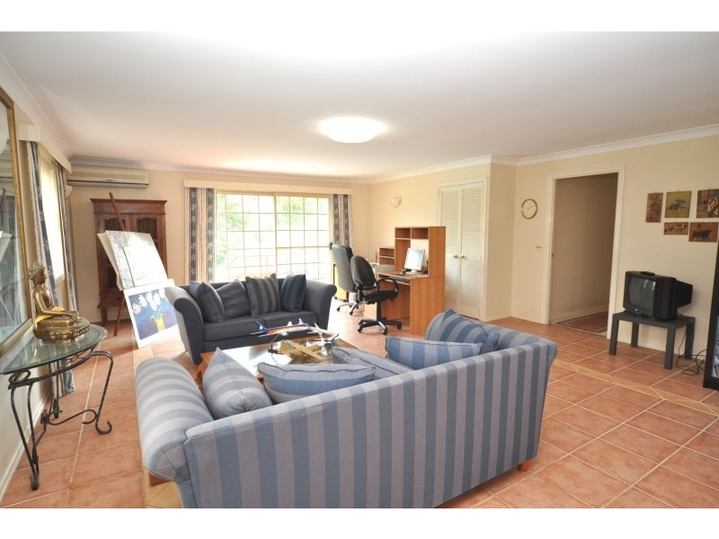 1/6 Dell Court, Coombabah QLD 4216