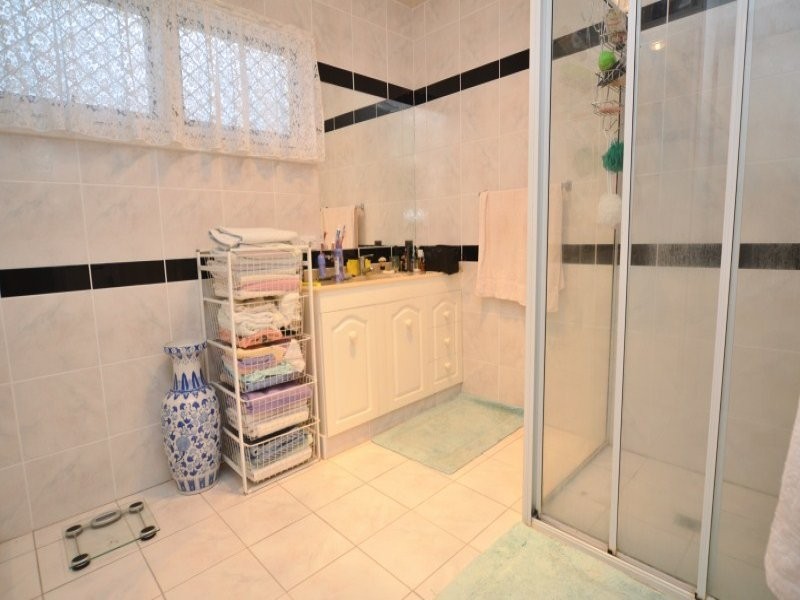 68 Poinsettia Avenue, Runaway Bay QLD 4216